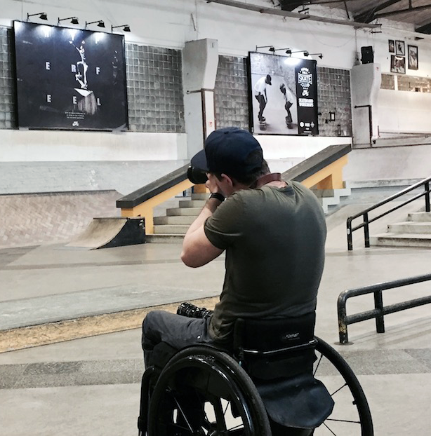 Rollstuhl-Skaten auf dem RAW Gelände